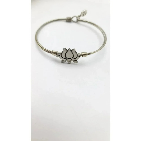 Luca + Danni Bangle Bracelet Lotus Flower Charm Born In USA Retired Silver Tone - Picture 2 of 6